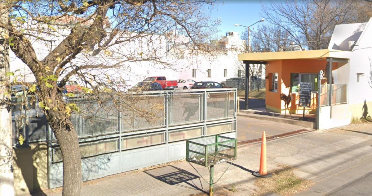El detenido tenía un antecedente reciente por golpear a un empleado del lugar