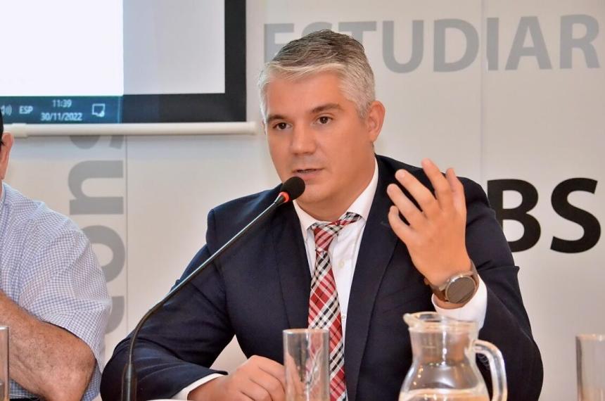 Desembarco de Clariacuten- Llama la atencioacuten la pasividad del municipio el dantildeo ya estaacute hecho