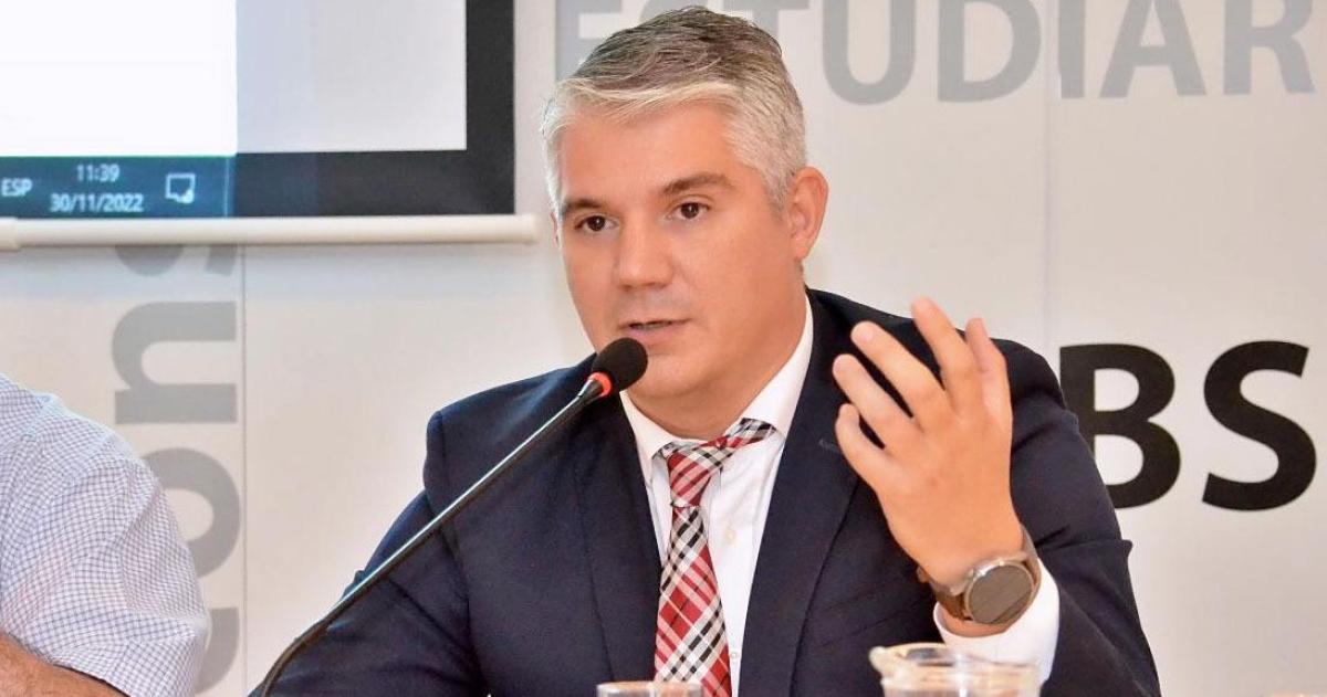 Desembarco de Clariacuten- Llama la atencioacuten la pasividad del municipio el dantildeo ya estaacute hecho