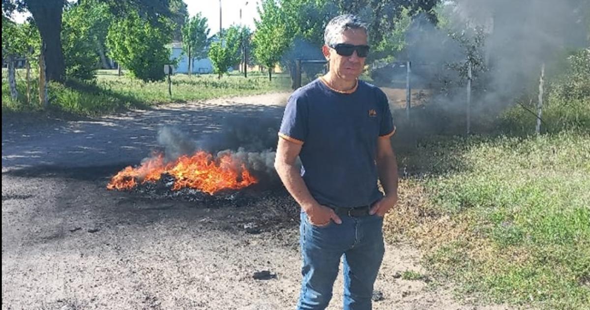 Productor aviacutecola retomoacute su protesta frente al IPESA