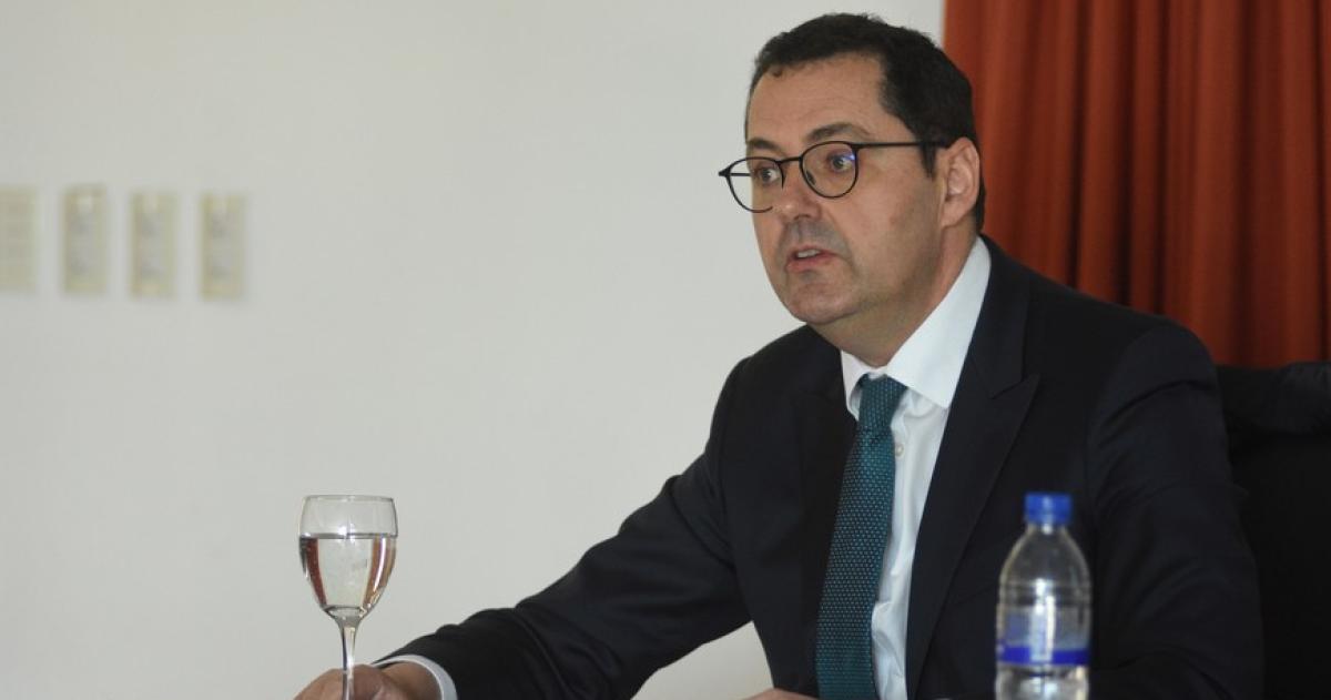 El embajador de Irlanda en la Argentina John Gerard McCoy hablar de la dispoa irlandesa