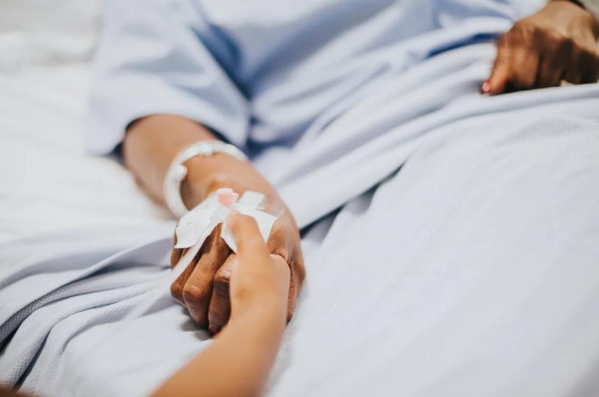  Busca garantizar transcurrir dignamente el proceso de morir
