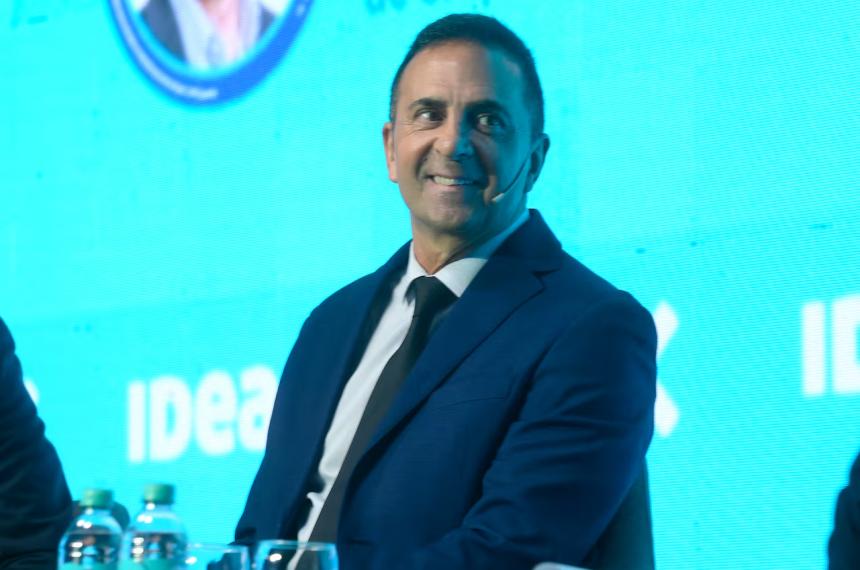 El secretario de Trabajo habló en el Coloquio de IDEA