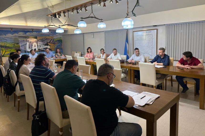 La comisión sigue trabajando en el pliego de bases y condiciones