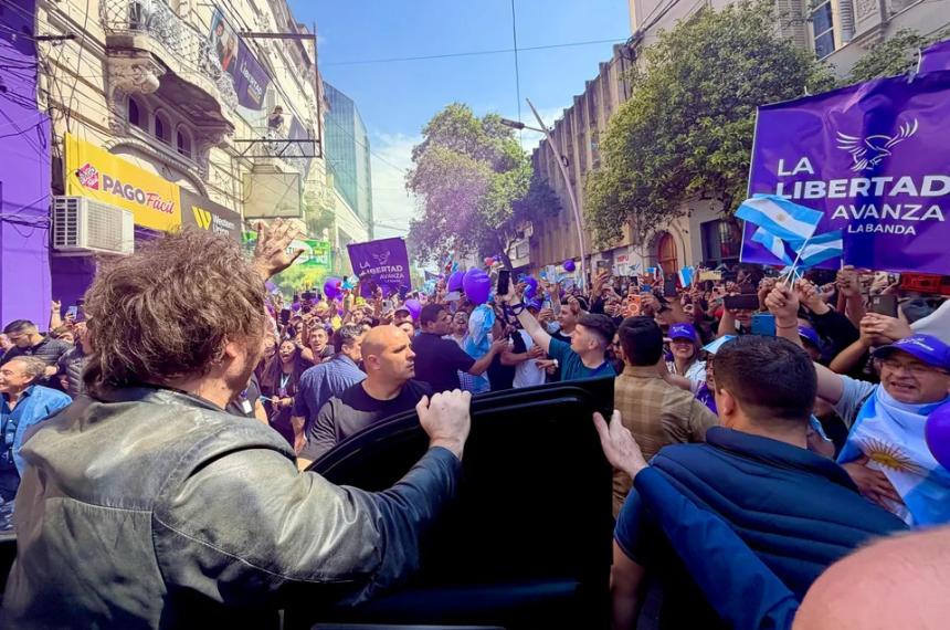 Milei hizo campaña en Santiago del Estero