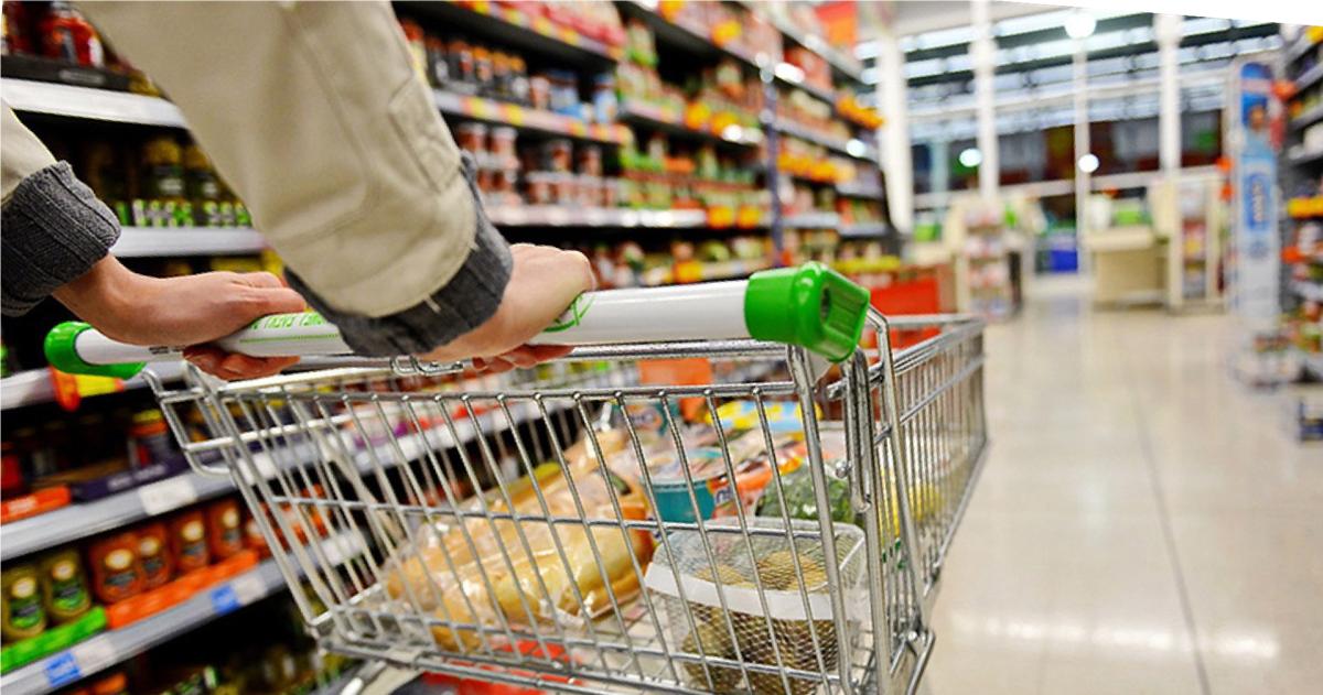 El consumo masivo se desplomoacute 44-en-porciento- en septiembre