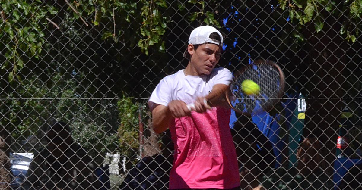 Feli jugó en un gran nivel y se llevó el título en Santa Rosa