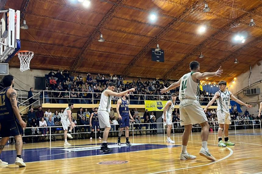 Ferro se quedoacute con el duelo y es puntero