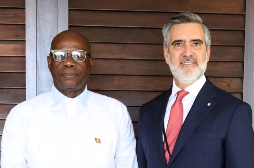 El viaje fue encabezado por Fernando Brun segundo del canciller Gerardo Werthein