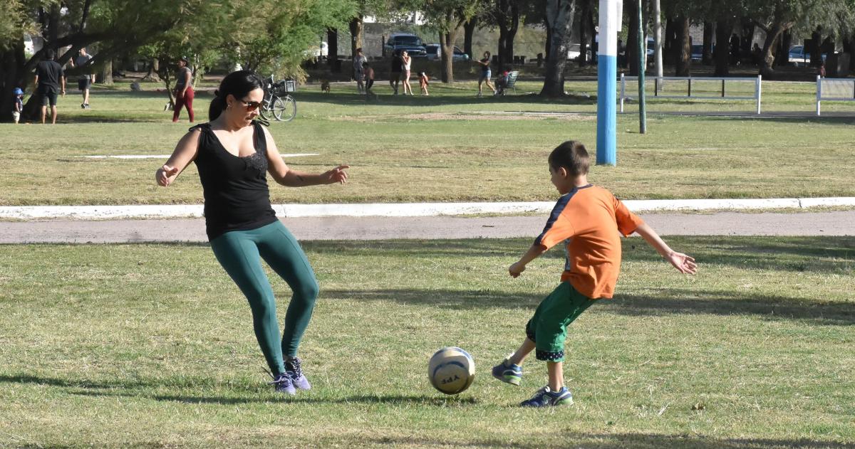 Inicia una semana de calor pero con pronoacutestico de tormentas