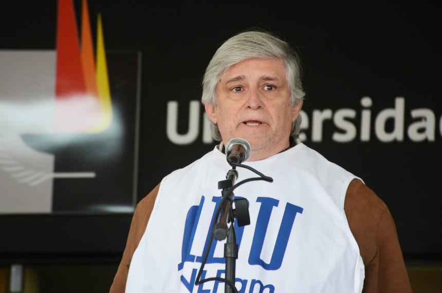 Docentes universitarios advierten una implosioacuten del sistema y acusan a Milei de cruel y perverso