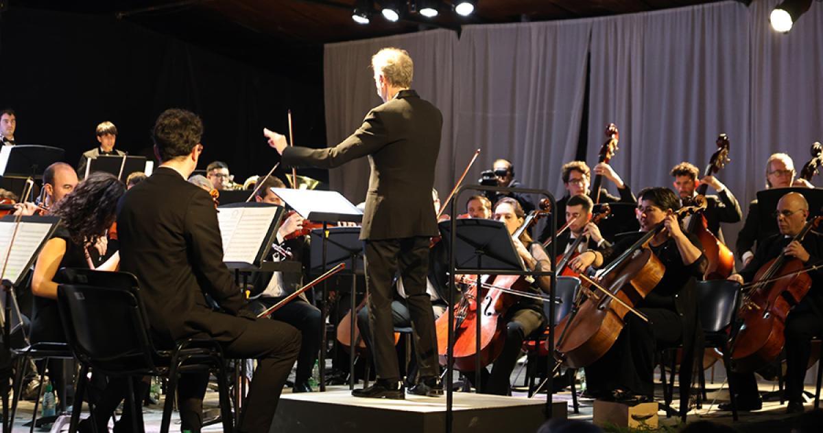 La Orquesta Sinfónica local abrir la programación