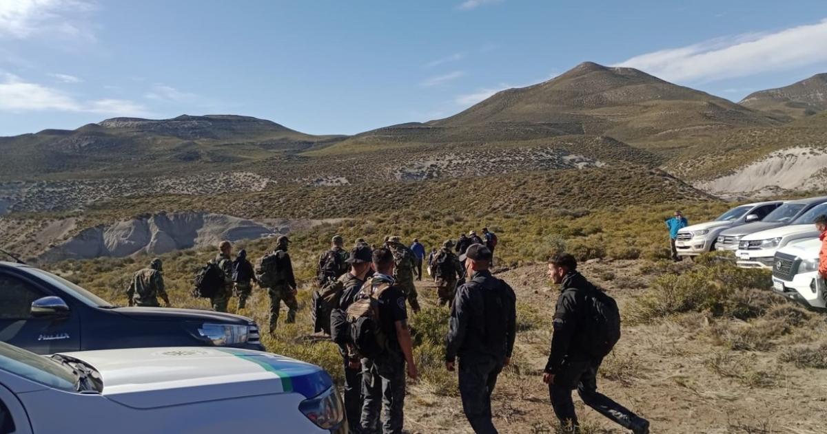 La bsqueda se realizó en una zona ubicada a 20 kilómetros de la camioneta hallada