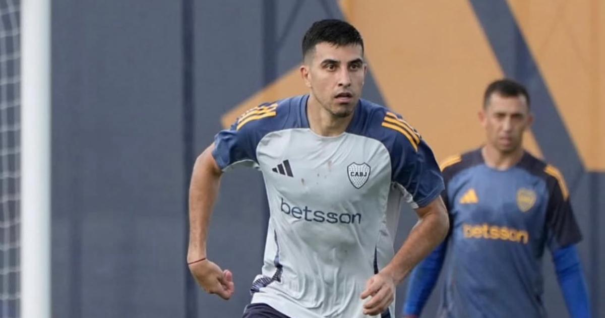 El mediocampista se retiró del entrenamiento