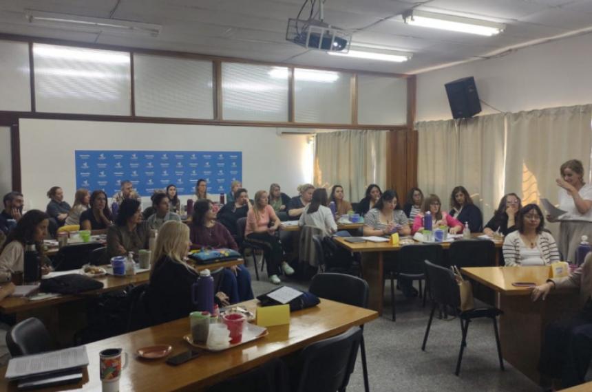 La propuesta formativa es la dimensión organizativa y los procedimientos administrativos contables