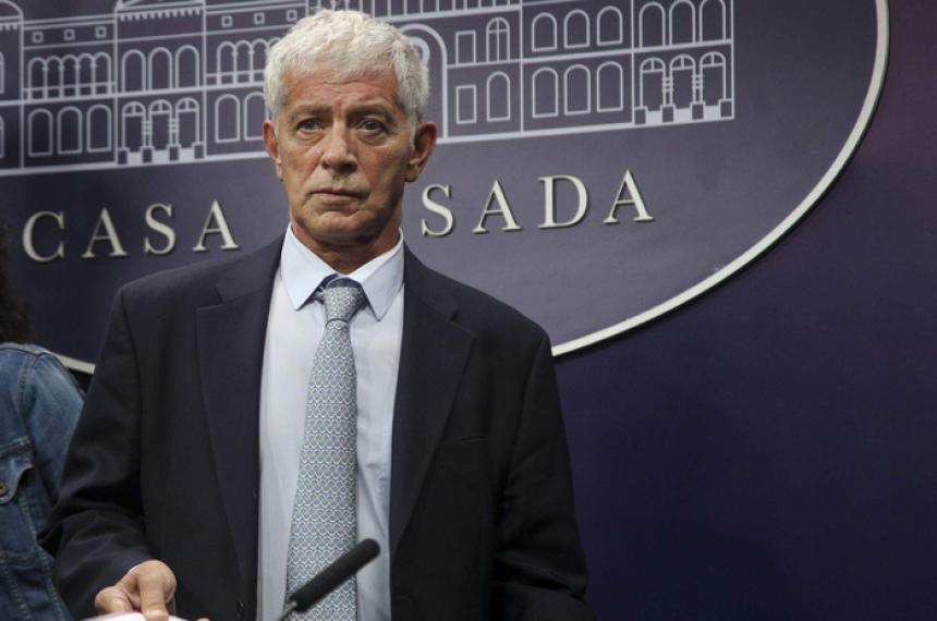 Cuacuteneo Libarona presentoacute su renuncia y se agranda la crisis en el gabinete de Milei