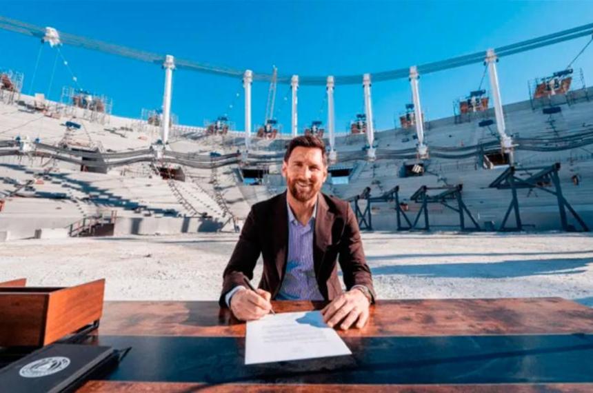 Messi renovoacute con Inter Miami hasta 2028 y lo anuncioacute desde el nuevo estadio en construccioacuten