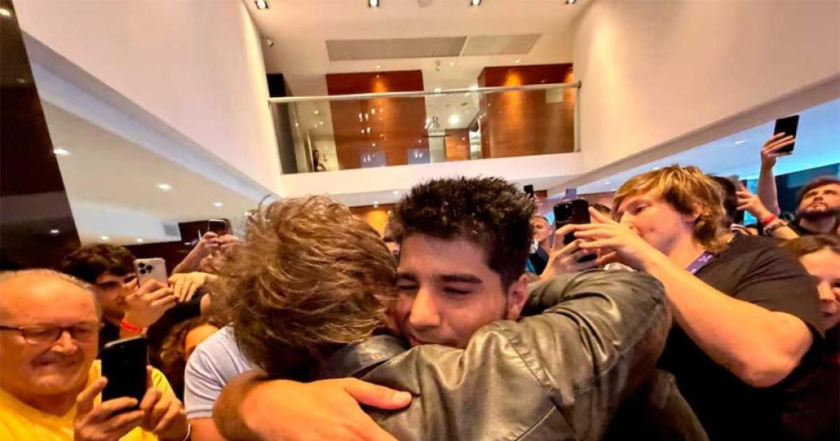 Milei cierra la campantildea en Rosario con su gabinete y candidatos nacionales