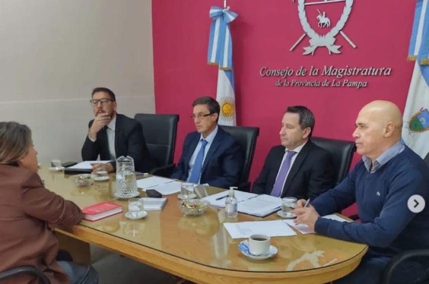 Trasfondo de una disputa- queacute hay detraacutes de la pelea por un cargo de juez