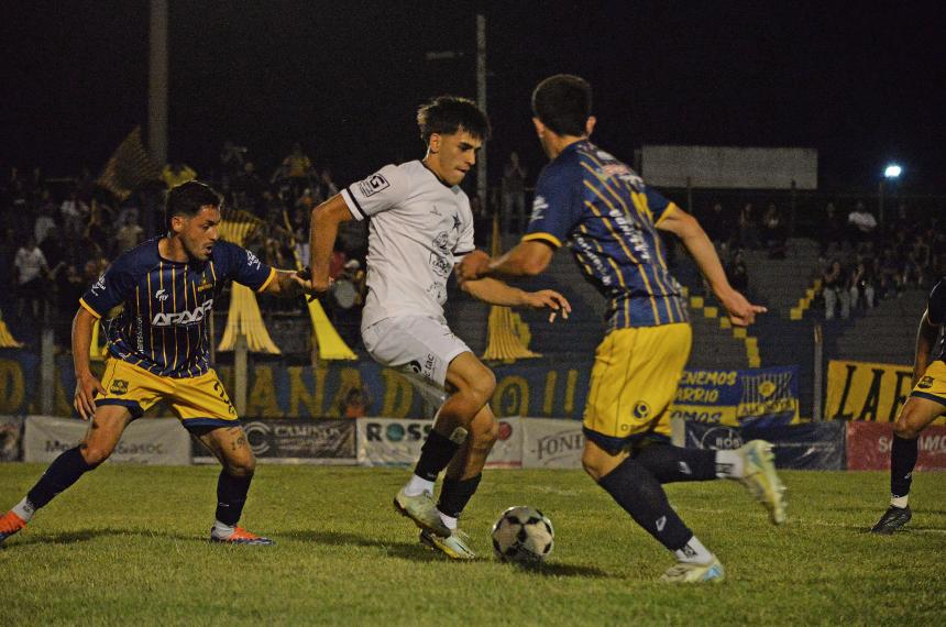 Racing de Castex buscar revertir el 1-4 sufrido ante All Boys