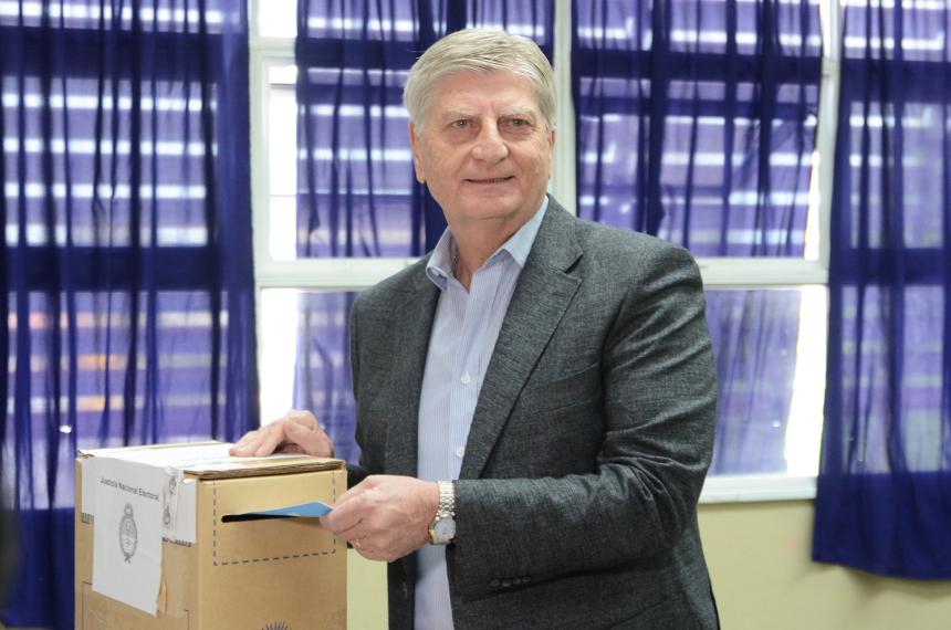 Ziliotto votó a las 10-00 horas en el Colegio Manuel Belgrano