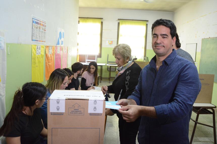 Votoacute Ravier y dijo que Milei necesita gente en el Congreso que defienda sus ideas