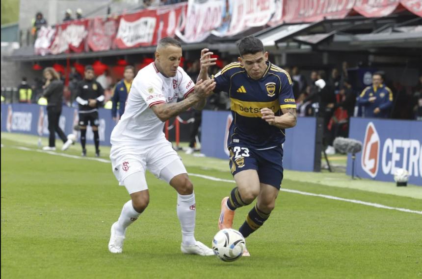 Con diez y con un golazo Barracas le gana a Boca
