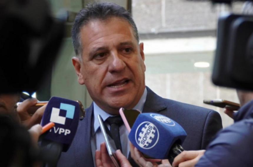 Ministro de Gobierno y Asuntos Municipales Pascual Fernndez