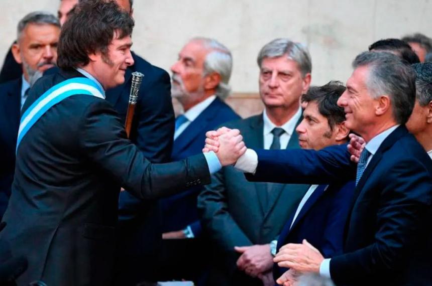 Javier Milei y Mauricio Macri retomaron el diaacutelogo tras el triunfo de La Libertad Avanza