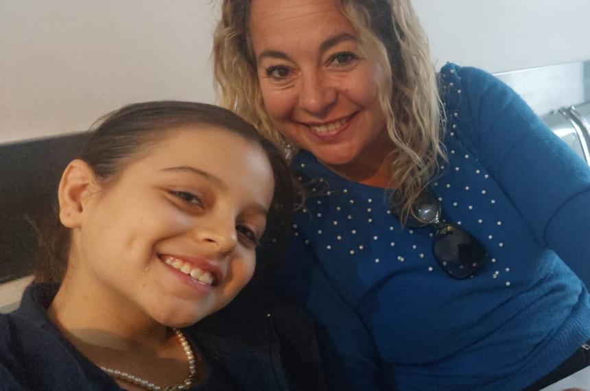 Fallecioacute Piacutea la nintildea santarrosentildea de 12 antildeos que luchaba contra un agresivo caacutencer