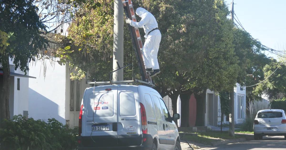 Un operario del poderoso grupo meditico