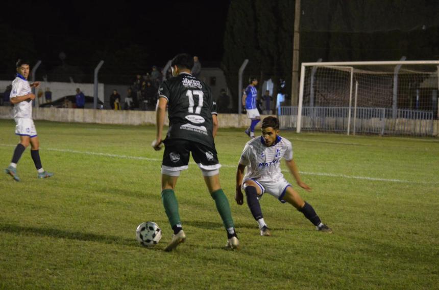 Alvear FBC derrotó a Ferro de Pico por 2 a 0