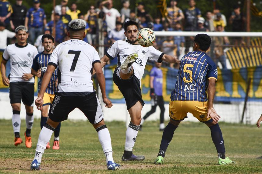 Albos y auriazules se enfrentan en el Turnes