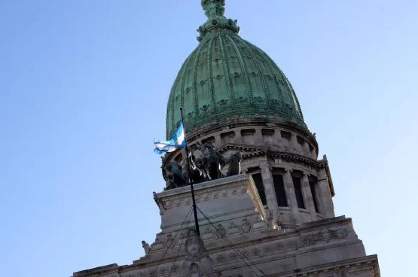 ontinuar la acción en el Congreso Nacional
