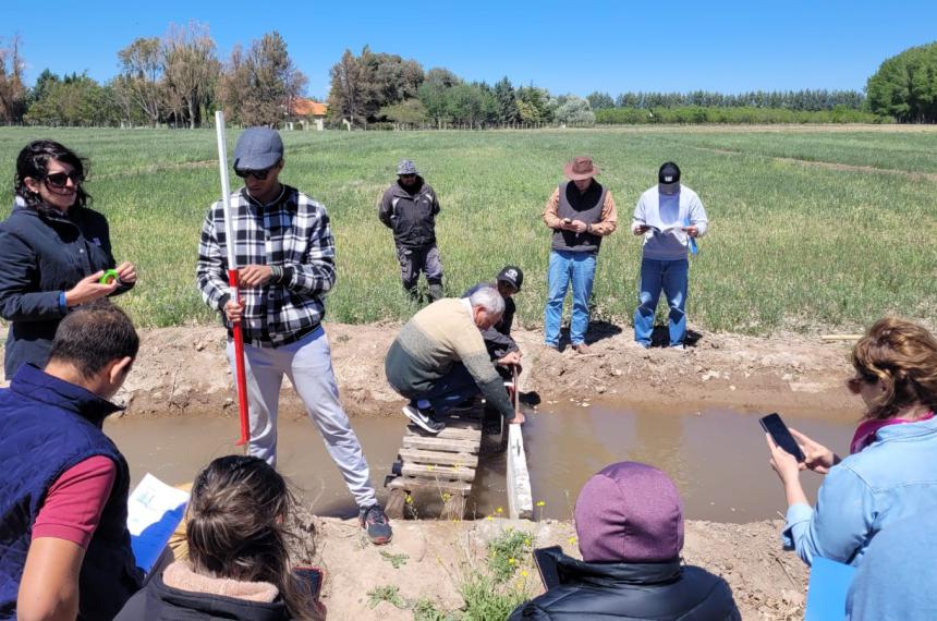 La actividad en 25 de Mayo contó con participación de una veintena de personas