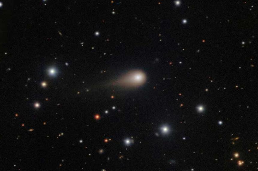 El cometa 3IATLAS se acerca a la Tierra y astroacutenomos debaten si es una nave interestelar inteligente