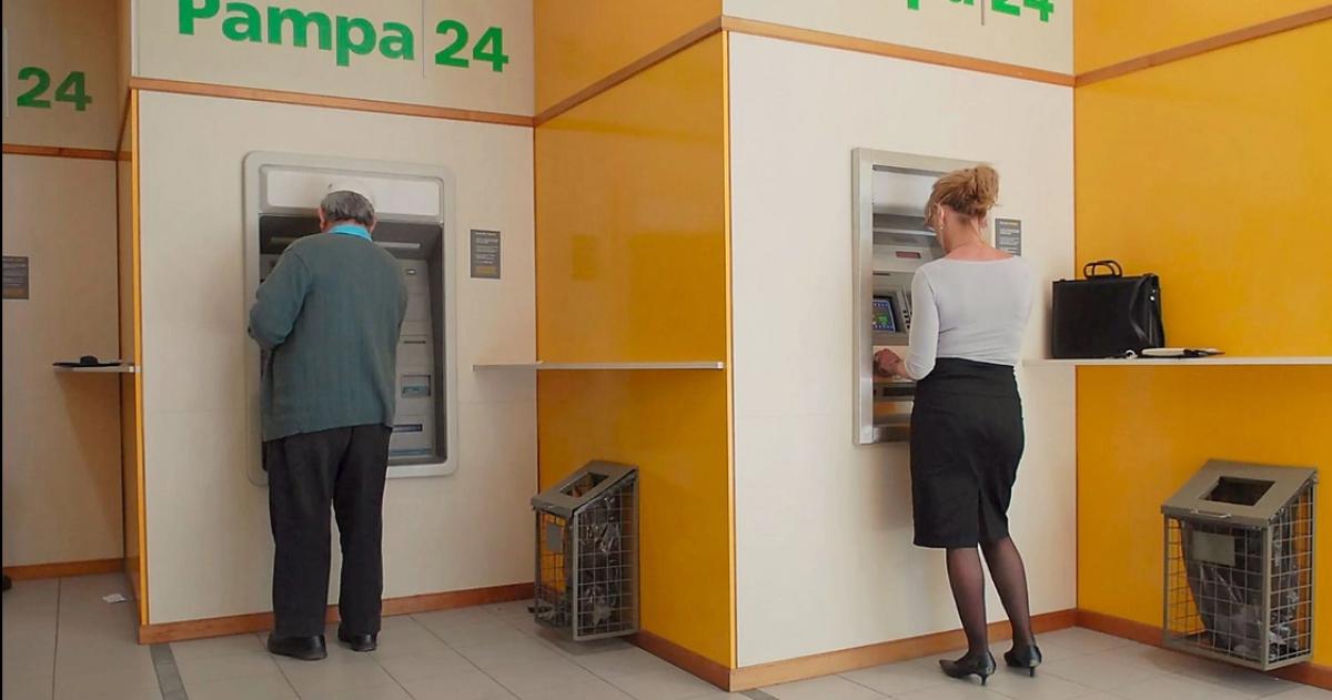 Este viernes depositan sueldos estatales