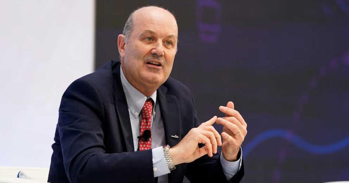 Federico Sturzenegger atribuyó a fake news la jornada de 13 horas