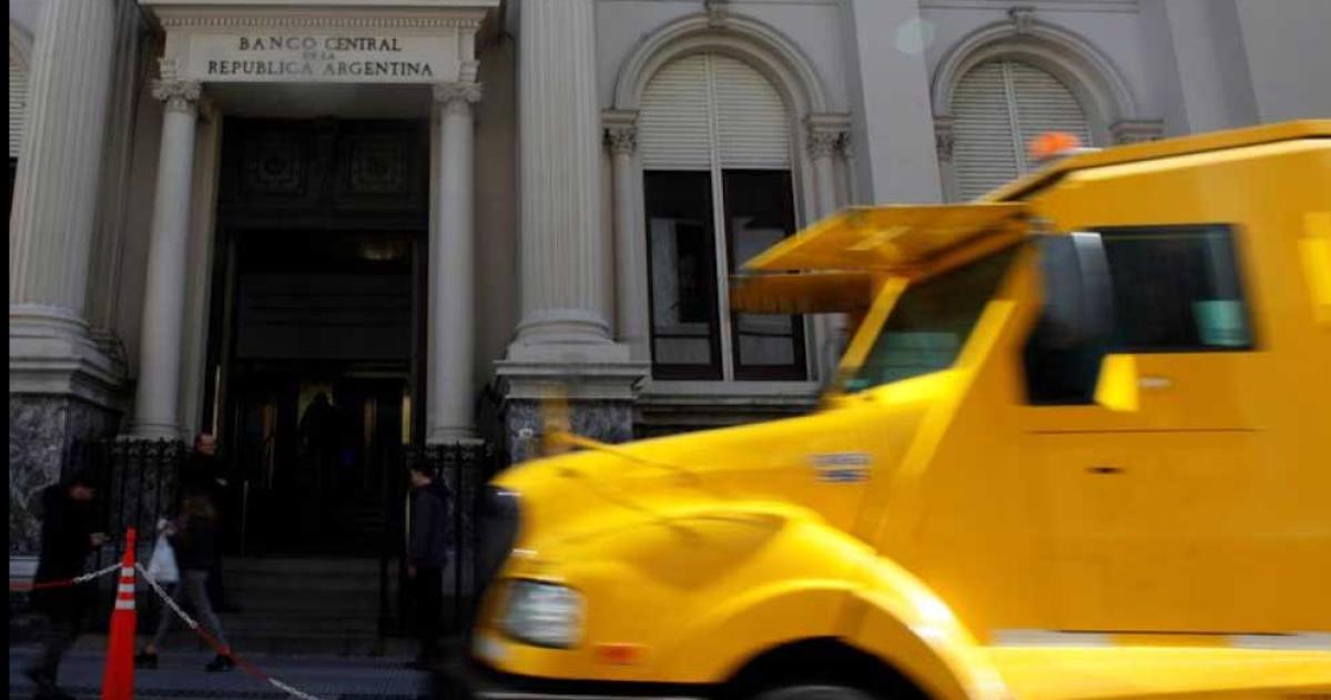 Las normas de encajes endurecidas en agosto tensan las tasas de corto plazo