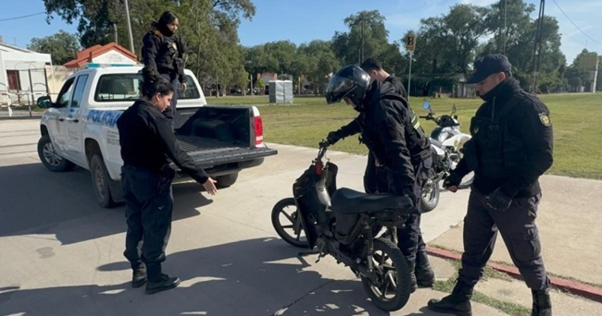 Personal de la Comisaría Segunda de General Pico recuperó la moto robada