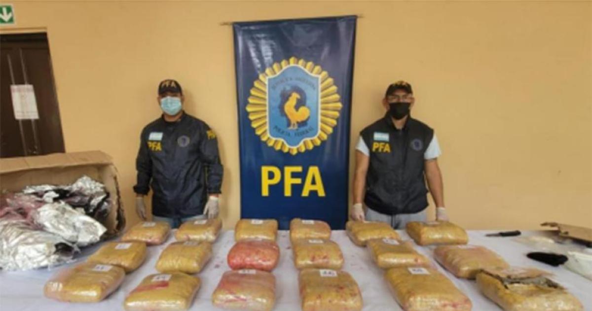 El Gobierno en alerta por la presencia en el paiacutes de 28 presuntos miembros de una banda narco brasilentildea