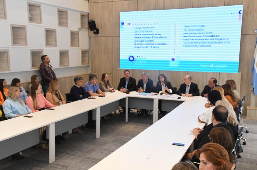 El encuentro contó con participación de diversos sectores oficiales