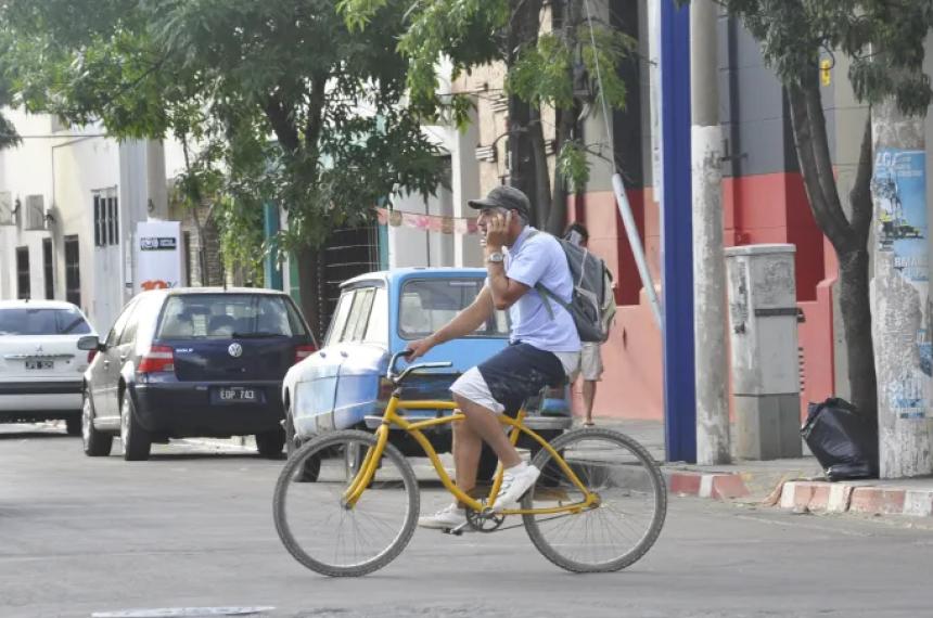Calor y cielo despejado en Santa Rosa