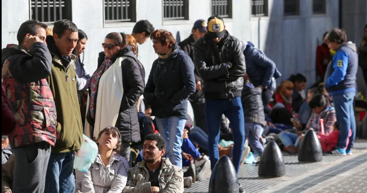 El nmero total de trabajadores formales alcanzó un nuevo mínimo