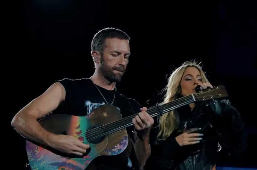 Tini Stoessel y el sentido mensaje a Chris Martin tras su show