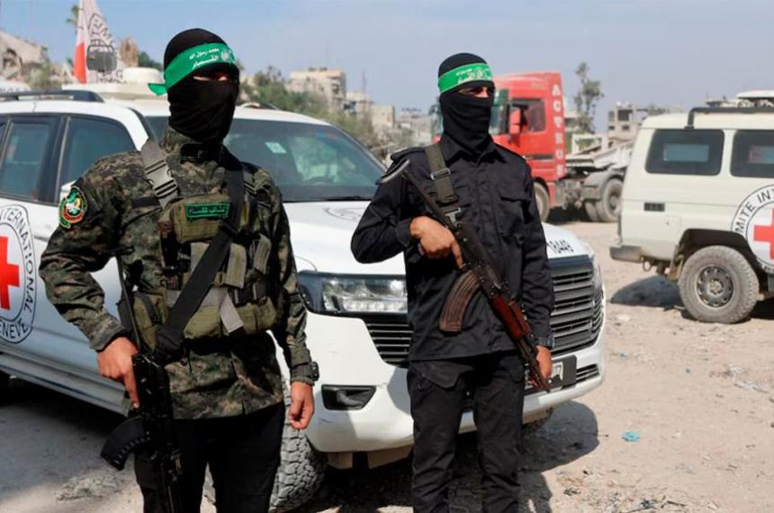 Hamas entregoacute a la Cruz Roja otro cuerpo de un reheacuten israeliacute recuperado en Gaza
