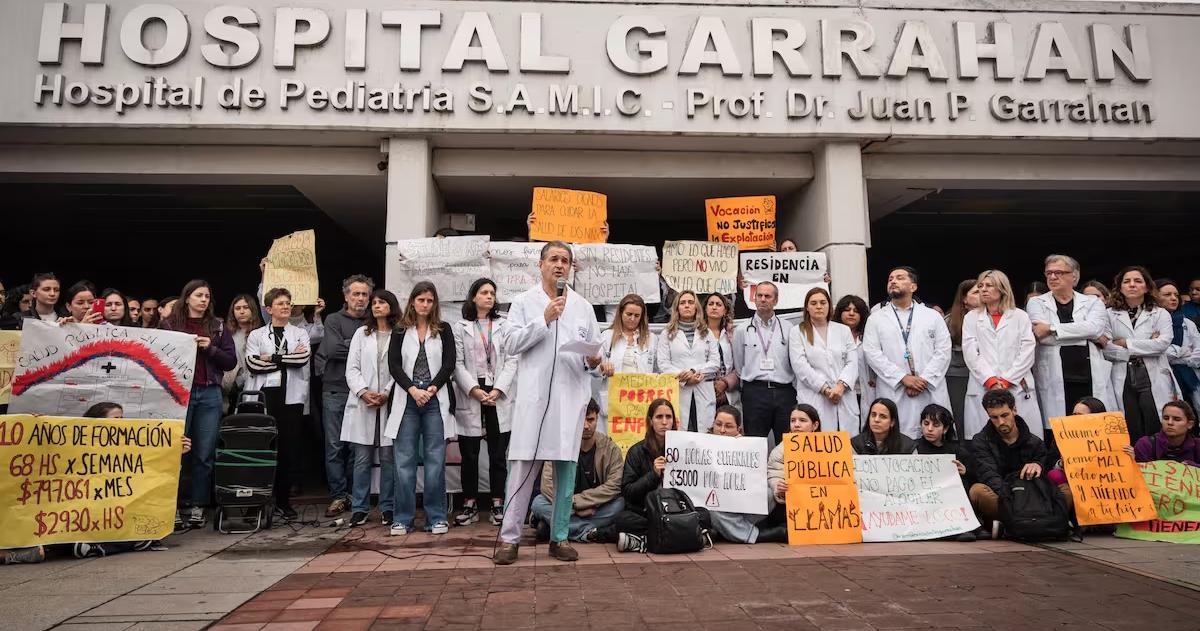 Un aumento histórico para el personal del Garrahan