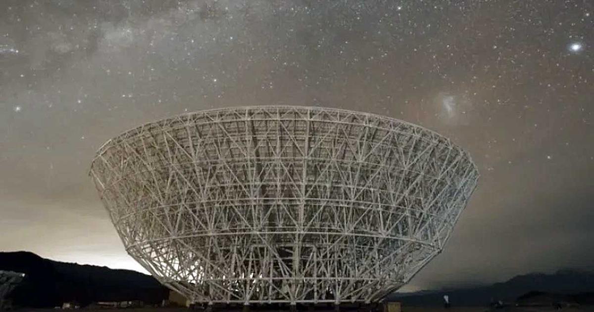 El radiotelescopio CART en el mes de junio en San Juan