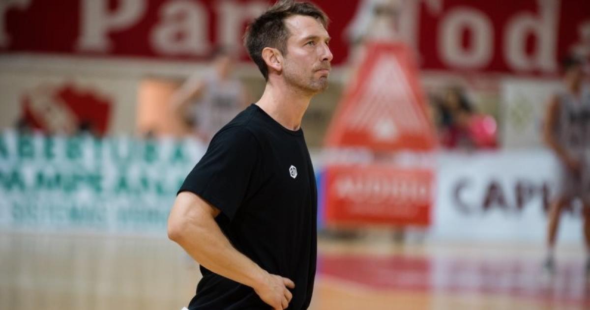 El entrenador Gustavo Morla analizó la preparación del equipo