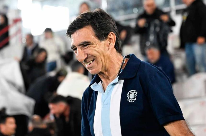 Racing en la cuenta regresiva antes de Defensa y Justicia- dos dudas clave para Costas